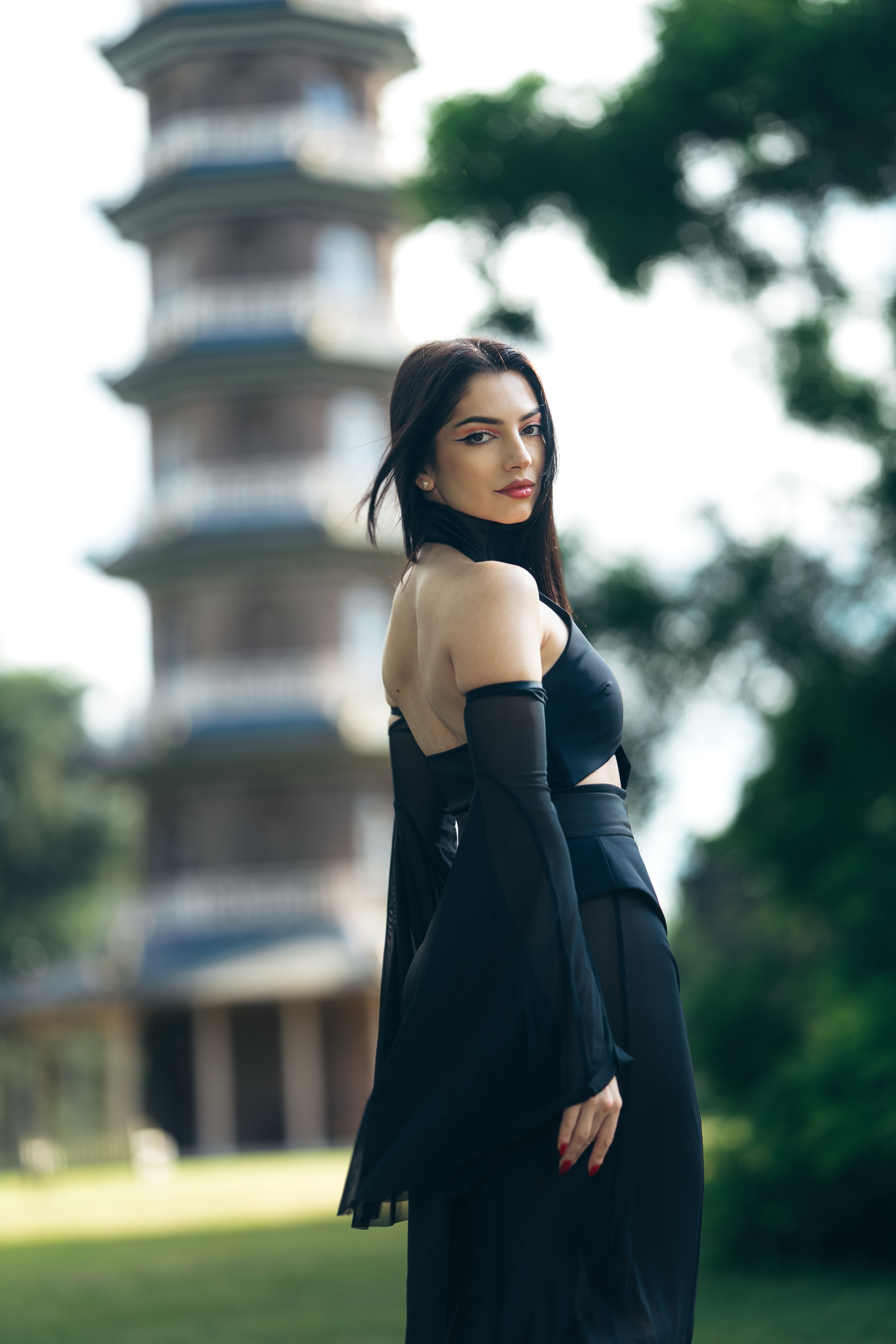 Komorebi Shadow Sleeves