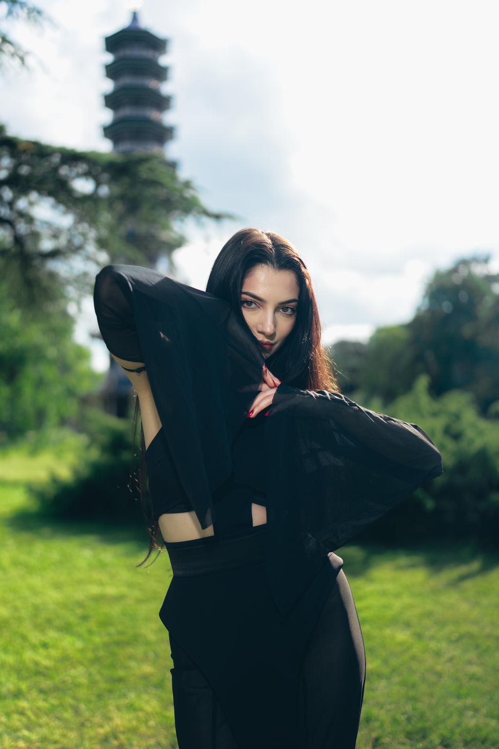 Komorebi Shadow Sleeves