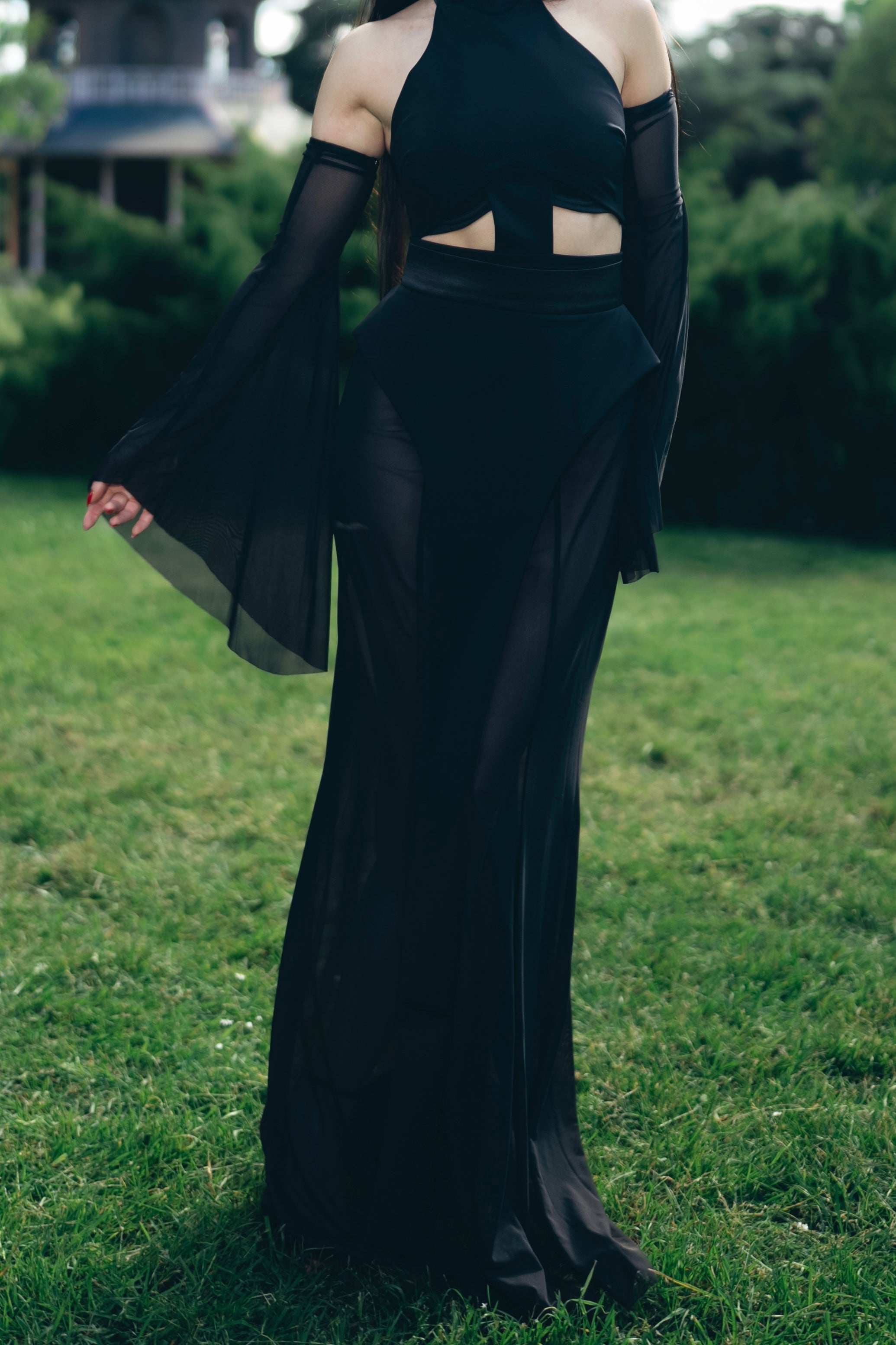 Komorebi Belted Overlay